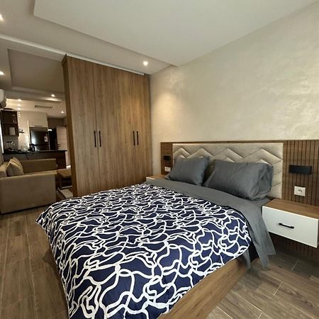 Splendide Studio Haut Standing En Face De La Marina Et A 200 M Du Port De Tanger - 1 Chambre Double Ngoại thất bức ảnh